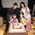 前田敦子＆石井杏奈、深川麻衣らから誕生日サプライズ「大変なシーンがあるからこそ仲良くなっていける」＜彼女たちの犯罪＞ 画像