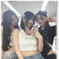 サナ、モモ、ミナ／モモInstagramより