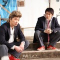 田中圭、岸優太（C）2023「Gメン」製作委員会（C）小沢としお（秋田書店）2015