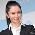 記者発表会に出席したビビアン・スー（C）モデルプレス