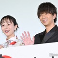 比嘉愛未、三浦翔平（C）モデルプレス