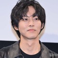 松坂桃李、夫婦間で本音伝え合うことに持論展開＜ゆとりですがなにか インターナショナル＞ 画像