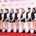 TWICE、デビュー8周年に祝福殺到 笑顔のメンバー密着ショットに「おめでとう」「愛してる」の声 画像