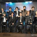 「THE MISSION-TOKYO GAME STADIUM-」配信記念会見に出席した（後列左から）キクチウソツカナイ。、松田迅、後藤威尊、佐野雄大、田島将吾、尾崎匠海、許豊凡（前列左から）今田耕司、高塚大夢、藤牧京介、木村柾哉、池崎理人、西洸人（C）モデルプレス
