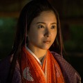 吉高由里子「光る君へ」第2話より（C）NHK