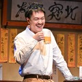 「ハザカイキ」芸能記者を演じる丸山隆平（C）モデルプレス