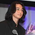 東出昌大、主演男優賞受賞 俳優業への思い語る「良い映画の現場に戻ってこれたら」【第33回日本映画批評家大賞】 画像