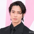 「ミス ディオール展覧会 ある⼥性の物語」フォトコールに出席した山下智久（C）モデルプレス