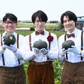 飯尾和樹、宮舘涼太、松村北斗（C）TBS