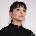 奈緒主演「先生の白い嘘」原作者が舞台挨拶にコメント寄せる「あらゆる意味で遅すぎたし甘かった」 画像