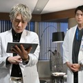 二宮和也、竹内涼真「ブラックペアン シーズン２」第3話より（C）TBS