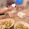 辻希美、夕食は手作り牛丼！息子の食事中SHOT公開「そして狙う犬 笑。」 画像