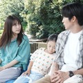 有村架純、泉谷星奈、目黒蓮「海のはじまり」第6話より（C）フジテレビ