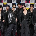 三代目JSB岩田剛典、青髪イメチェンで雰囲気ガラリ 新曲での“新しい挑戦”語る【「THE MUSIC DAY 2024」囲み取材】 画像