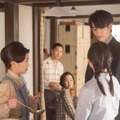 伊藤沙莉、毎田暖乃、岡田将生「虎に翼」第100話（C）NHK