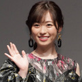 「神ショット」福原遥、“大好き”松雪泰子との笑顔の2SHOTに反響「お美しくてドキドキ」 画像