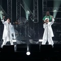 とんねるず、“29年ぶり”日本武道館ライブで計1万8千人動員 サプライズ演出に会場どよめく 画像