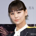 西内まりや、美谷間＆背中大胆見せ SEXYドレス姿に「完璧スタイル」「息を呑む美しさ」と反響 画像