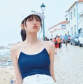 乃木坂46五百城茉央、初々しさ溢れるスクール水着×白キャップ姿 1st写真集先行カット第10弾解禁【未来の作り方】 画像