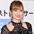 第2子妊娠中の菊地亜美、ふっくらお腹の妊娠後期ショット披露「素敵」「幸せのおすそ分け」と反響 画像