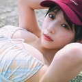 乃木坂46与田祐希、水着姿で寝転ぶ 3rd写真集先行カット第12弾解禁【ヨーダ】 画像