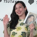 中条あやみ、初フォトエッセイの制作回顧 自信がなくなりそうな時“自分にかける言葉”も明かす【明日へのことば】 画像