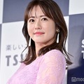 磯山さやか、美背中ざっくりSEXYドレス姿披露「さすがのスタイル」「変わらず美しい」 画像