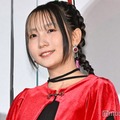 幾田りら、前髪ハイトーン＆赤髪で印象ガラリ「2トーンカラーお洒落」「めっちゃ可愛い」の声 画像