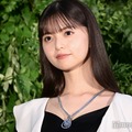 齋藤飛鳥、前髪パッツン姿で函館旅行満喫「食べてる姿が可愛すぎ」「素の表情に癒される」の声 画像