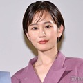 前田敦子、美ウエストチラリ私服コーデ披露「脚長すぎ」「憧れ」の声 画像