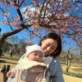 「去年はお腹の中で…」西野未姫、娘を抱いた幸せスマイルSHOT公開「今年は隣で一緒に桜見れた」