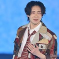 B&ZAI川崎星輝、ランウェイにシークレット登場 1年ぶり「ガルアワ」出演でウィンク【GirlsAward 2025SS】 画像