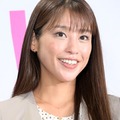 岡副麻希、娘の1歳誕生日に夫・蒲生尚弥選手のレース観戦 家族ショットに「幸せ溢れてる」「素敵」と反響 画像