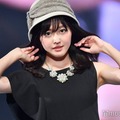 久住小春、水着姿で美ボディ披露 マレーシア満喫ショットに「透明感すごい」「スタイル抜群」の声 画像