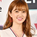 菊地亜美、娘とお揃いヘアの2ショット公開「親子そっくりすぎる」「おしゃれな雰囲気」と反響 画像