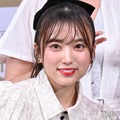 矢吹奈子、母の“推し活”同行へ 2ショットに反響「可愛い親子」「優しさが溢れてる」 画像