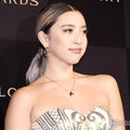 植野有砂、第1子出産発表 子供の写真公開「4400gの巨大児」 画像