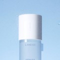 LANEIGE、水のように軽く肌にスーッとなじむ保湿化粧水「ジェルクリームスキンローション」が新発売 画像