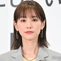 桐谷美玲、ノースリーブ姿の肌見せコーデ披露「圧倒的透明感」「爽やか」と反響 画像
