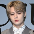 JO1鶴房汐恩、活動再開発表 過去のオンラインカジノ利用判明で10日間自粛していた 画像