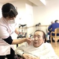 注目の「介護美容」なぜ人気？「徘徊がなくなった」「病気の早期発見」たかがメイクの範疇では全くないそのパワー 画像