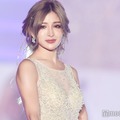 “ゆんころ”小原優花、ビキニ姿で美腹筋披露「圧巻スタイル」「憧れる」と反響 画像
