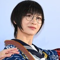 新しい学校のリーダーズ・SUZUKA、メガネ外したショットで雰囲気ガラリ「すごく新鮮」「目が綺麗」の声 画像