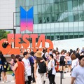 「2025 BTS FESTA」に6万人のARMYが来場 メンバーのボイスメッセージも「皆さんがとてもずっと恋しかった」「本当にたくさん会いたい」 画像