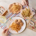 丸亀製麺、揚げうどんスナック「丸亀シェイクぴっぴ」新登場 “無限コンソメ”“のり塩まみれ”など3つの味 画像