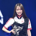 桃園ありさ、SEXYスリットワンピ姿にドキッ【オキコレ2025】 画像