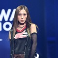 カレン、ミニスカ×スパッツの個性派コーデで美脚披露【オキコレ2025】 画像