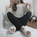 旬の「メッシュニット」。ざっくり編みが軽やかな大人のゆるカジュアル【40代の毎日コーデ】 画像