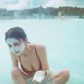 長濱ねる、世界最大の露天風呂で泥パック 2nd写真集先行カット第10弾解禁 画像