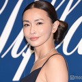 長谷川京子、タンクトップで曲線美際立つ 私服ショットに「着方真似したい」「オシャレ」の声 画像